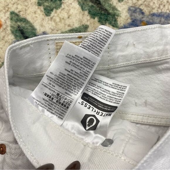 Levi’s 501 white high rise denim shorts size 29 Button Fly Premium - Picture 6 of 9